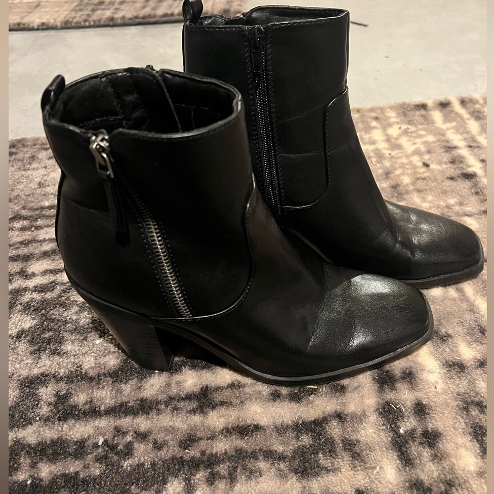 Indigo road black boots